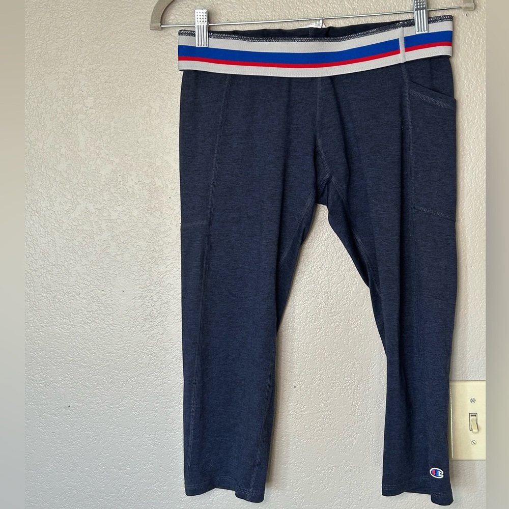 Champion Authentic Athleticwear Stretchy Cotton Capri Cropped Workout Leggings